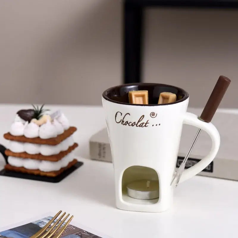 CANECA DE CERÂMICA EUROPEIA, PARA DERRETER CHOCOLATE